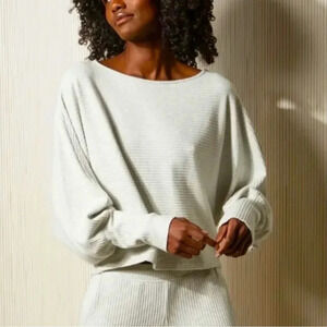 NWT Velvet Cropped Long Sleeve Top 3X